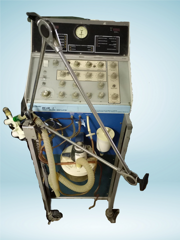 Ventilateur de réanimation Bear 1