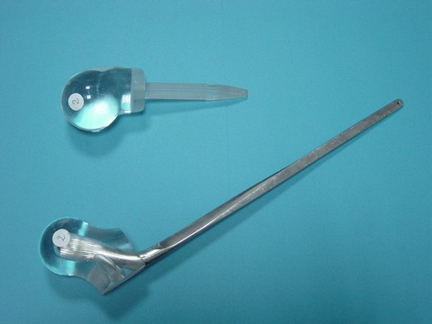 Prothèses de hanche en acrylique