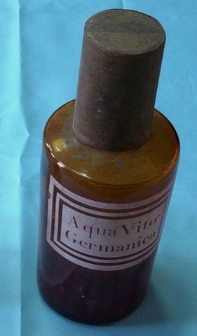 Pot à pharmacie Aqua vitoe germanica