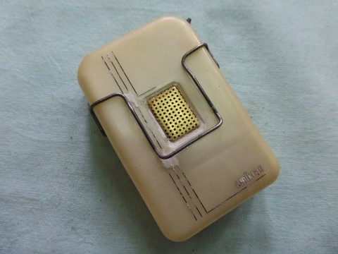 Appareil auditif Omikrom Model 111